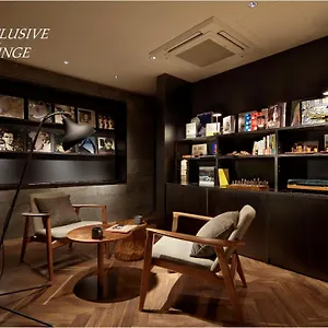 Hideout **** 京都市